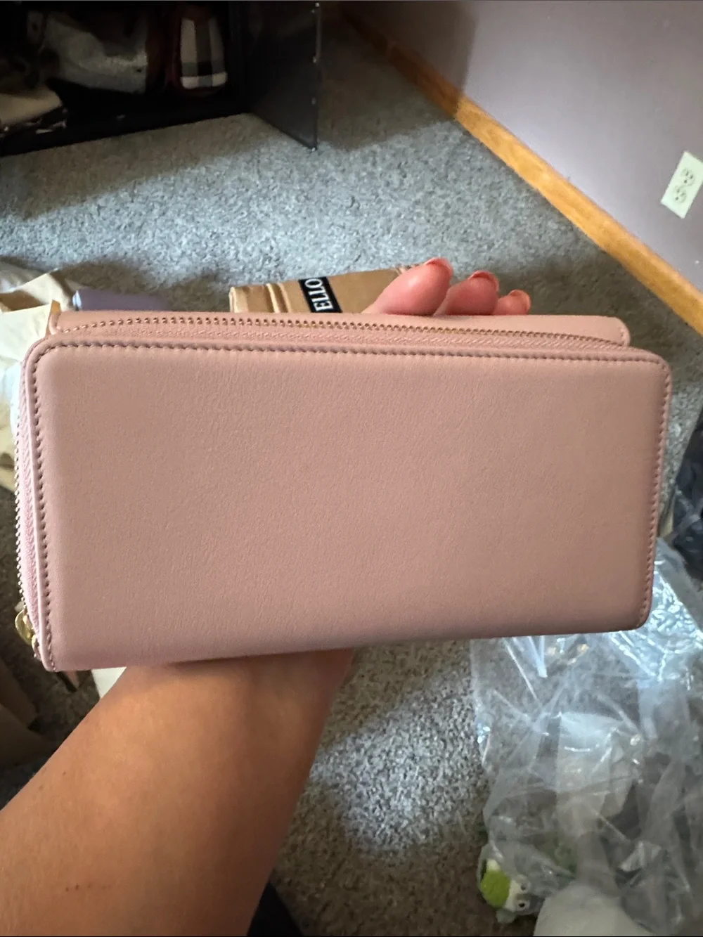 Gucci Soft Pink Leather Continental Wallet